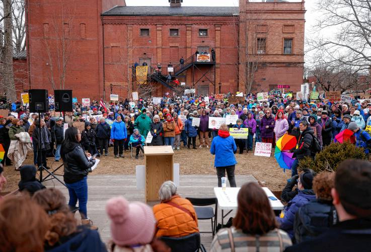 Hundreds of community members pour into Pulaski Park in Northampton for a rally Sunday afternoon organized by the group Northampton Resists against what they described as President Donald Trump’s “technocratic dictatorship.” 