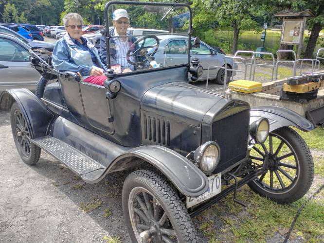 Jeannine and Mike Como prepare to head back to their home in Phillipston in their 1922 Ford Model A.