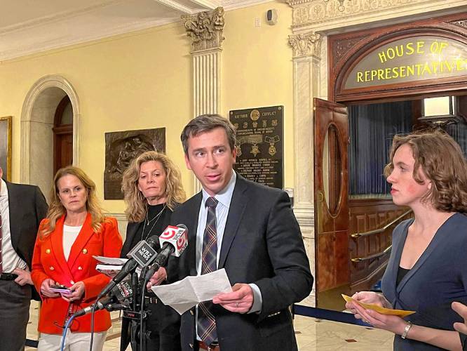 From left, Mass. Republican Party Finance Chair Jennifer Nassour, Republican candidate for state auditor in 2018 Helen Brady, Mass. Fiscal Alliance President Paul Craney and Act on Mass Executive Director Scotia Hille at a press conference on Wednesday outside of the chamber of the House of Representatives. From left, Mass. Republican Party Finance Chair Jennifer Nassour, Republican candidate for state auditor in 2018 Helen Brady, Mass. Fiscal Alliance President Paul Craney and Act on Mass Executive Director Scotia Hille at a press conference on Wednesday outside of the chamber of the House of Representatives.